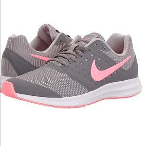NIKE DOWNSHIFTER 7 (GS)!
